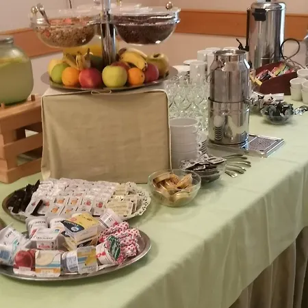 Blaha Lujza 3* بالاتونفوريد