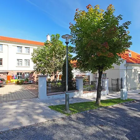 Blaha Lujza فندق 3*