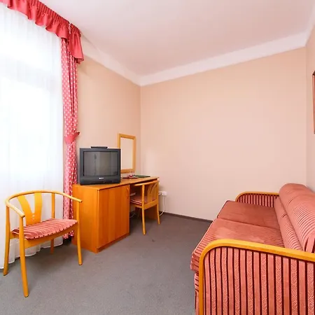 Blaha Lujza Hotel