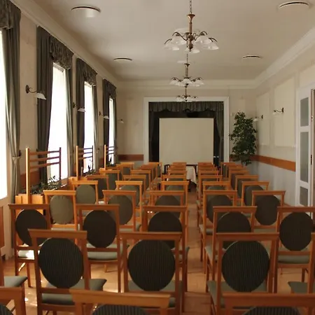 Blaha Lujza بالاتونفوريد