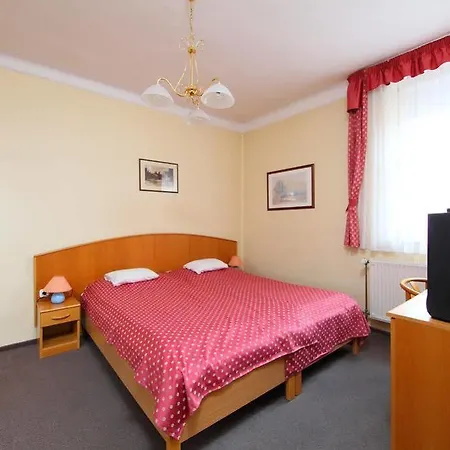 Blaha Lujza بالاتونفوريد