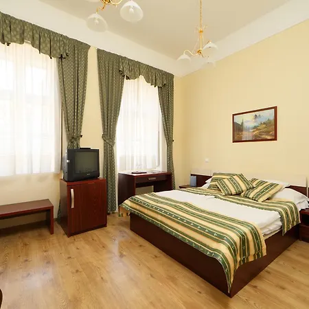Blaha Lujza Hotel 3*