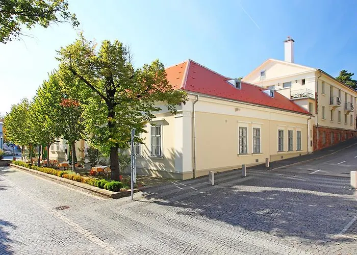 Blaha Lujza Hotel 3*